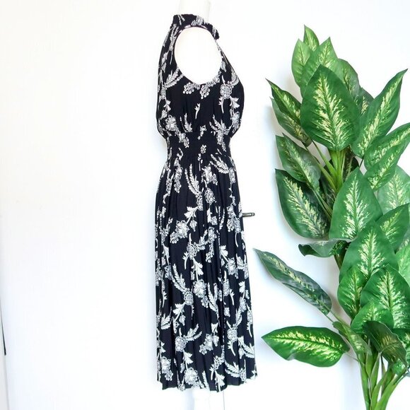 Ann Taylor Black & White Floral Jersey Sleeveless Fit & Flare Midi Dress XXSP - Picture 4 of 8